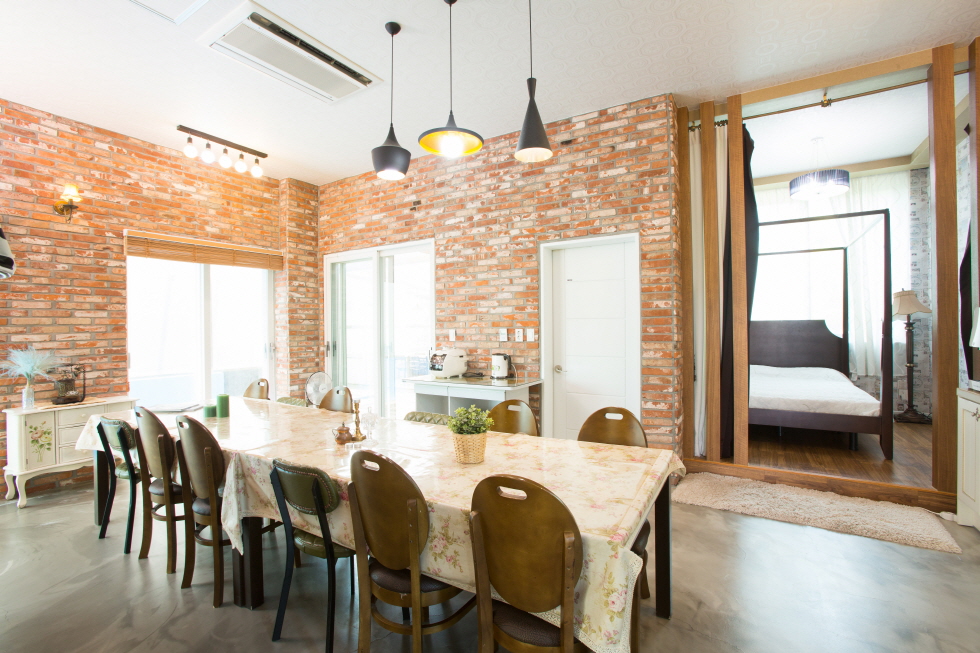 팬션 비쥬얼 썸네일 이미지