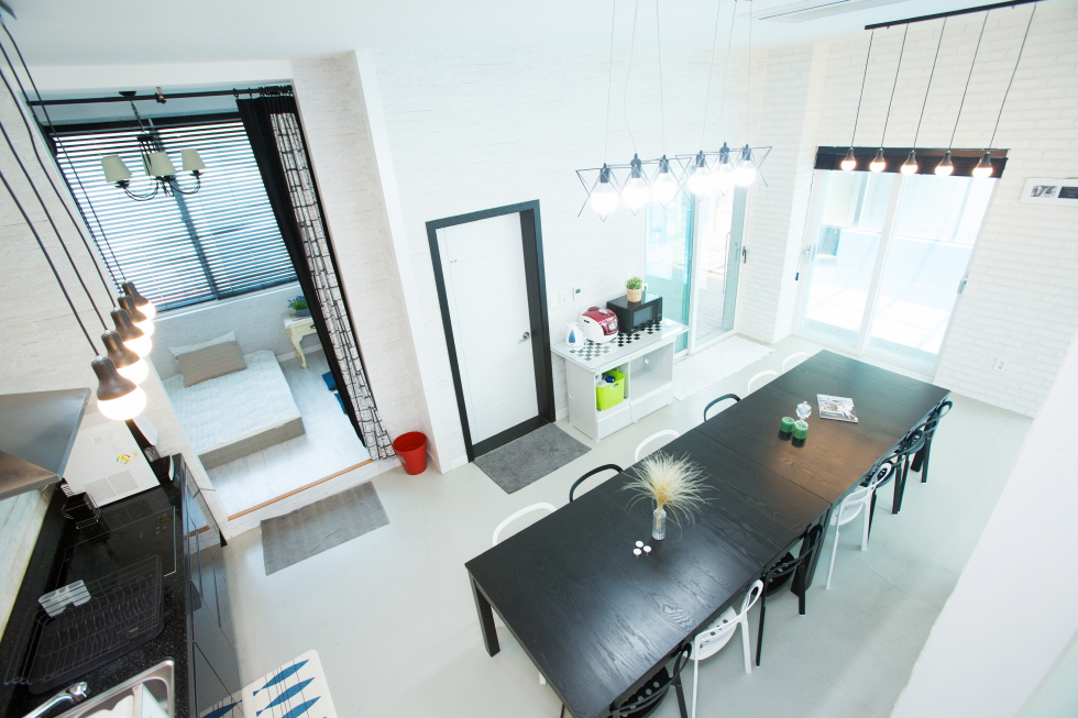 팬션 비쥬얼 썸네일 이미지