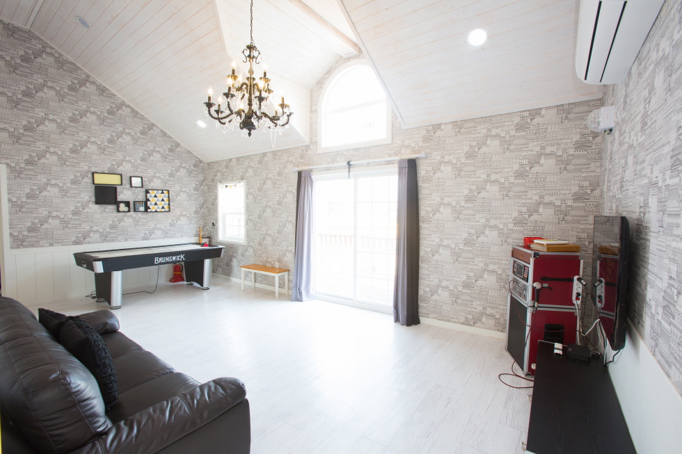 팬션 비쥬얼 썸네일 이미지