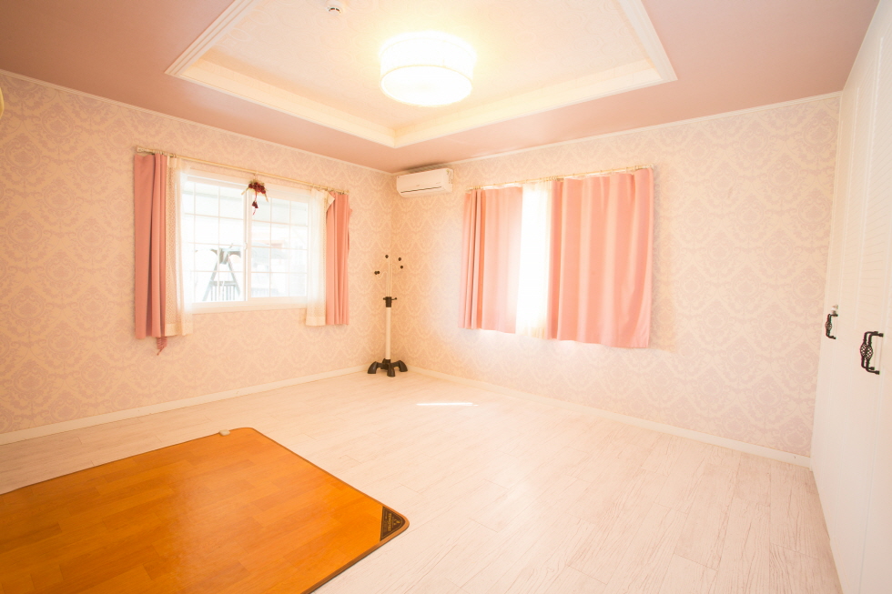 팬션 비쥬얼 썸네일 이미지