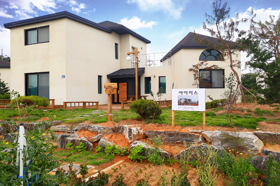 팬션 비쥬얼 썸네일 이미지