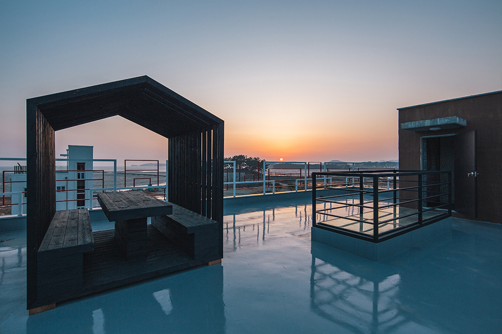 팬션 비쥬얼 썸네일 이미지