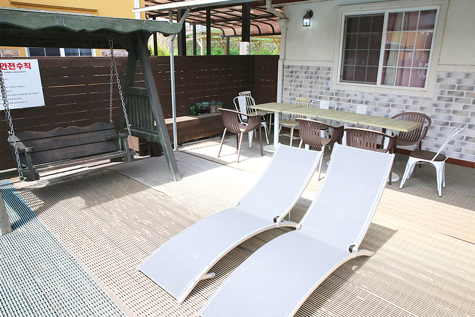 팬션 비쥬얼 썸네일 이미지