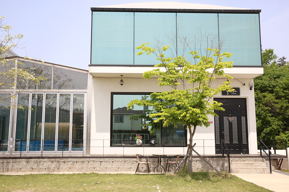 팬션 비쥬얼 썸네일 이미지