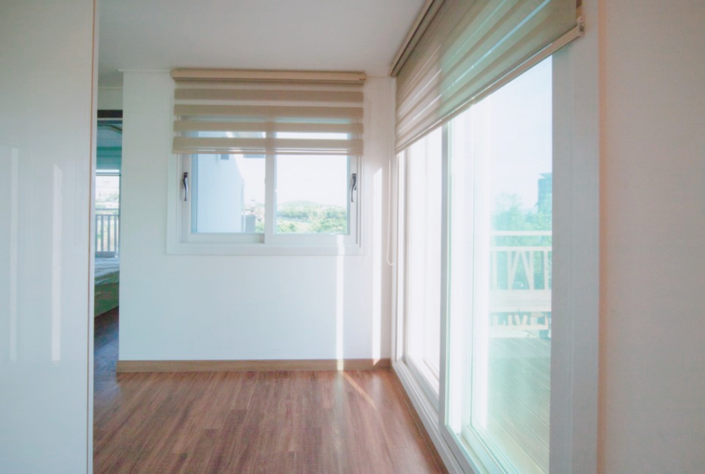 팬션 비쥬얼 썸네일 이미지