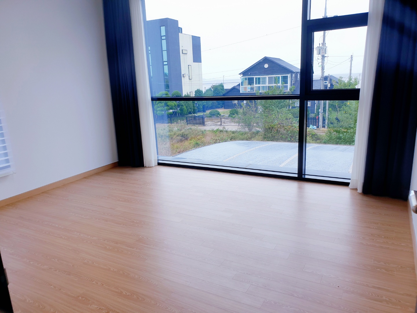 팬션 비쥬얼 썸네일 이미지