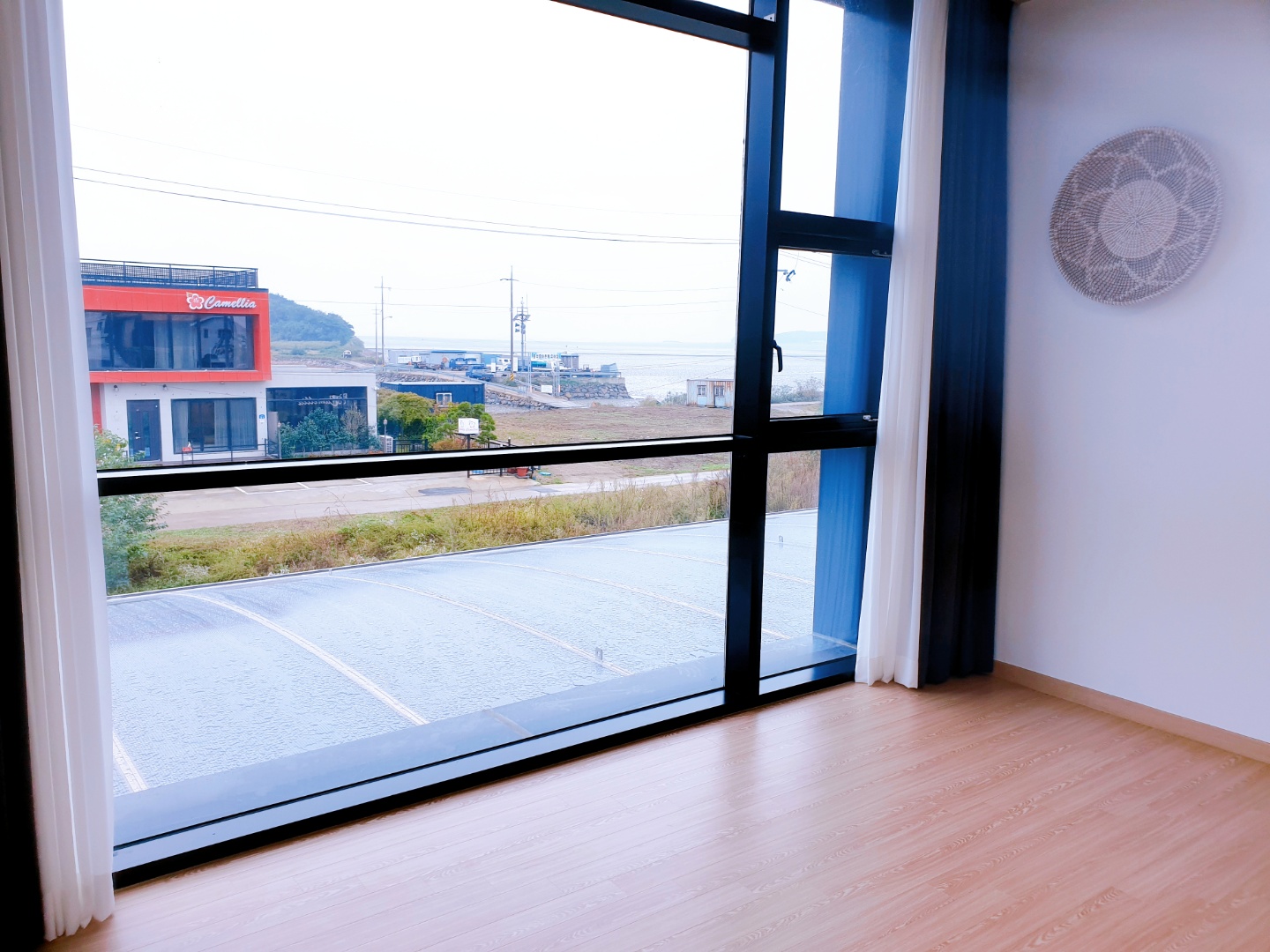 팬션 비쥬얼 썸네일 이미지