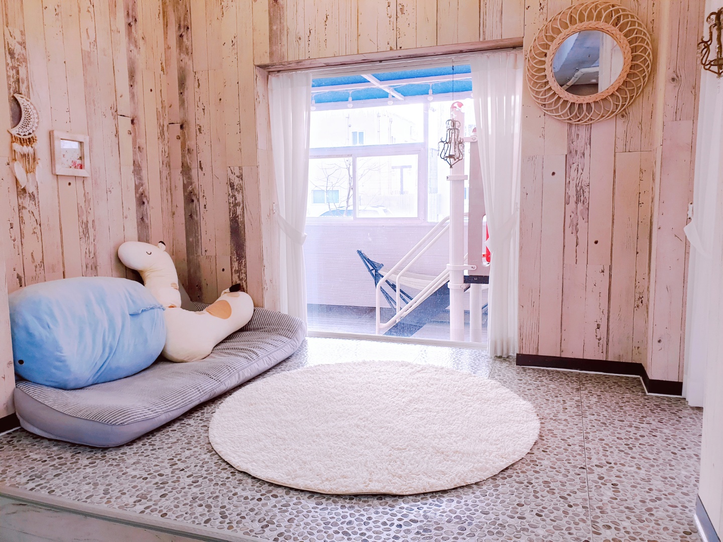 팬션 비쥬얼 썸네일 이미지